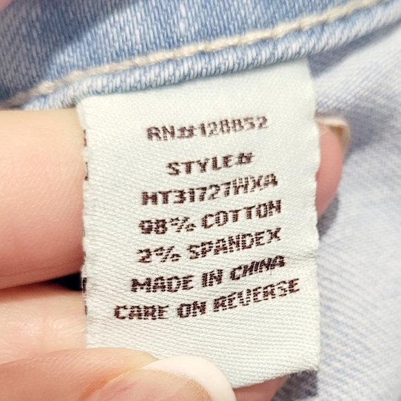 HOT KISS Y2K Denim Button Skylar Skirt Women's Size Medium Cotton Blend Stretch - Picture 8 of 9